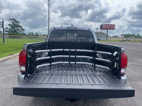 Used 2023 Toyota Tacoma SR AWD/4WD image 14