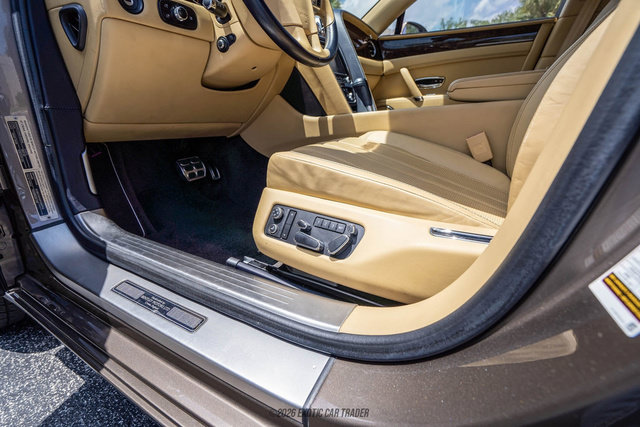 Used 2015 Bentley Flying Spur W12 AWD/4WD image 22