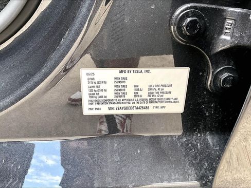 Used 2026 Tesla Model Y 2WD image 33