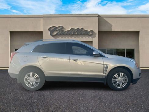 Used 2015 Cadillac SRX Luxury w/ Driver Awareness Package image 2