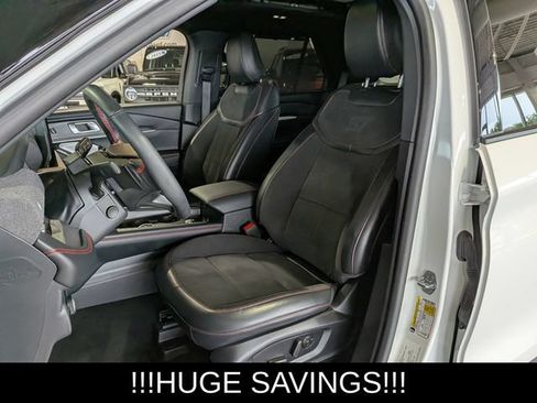Used 2025 Ford Explorer ST AWD/4WD image 12