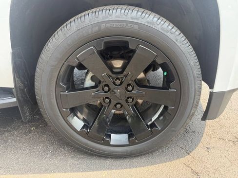 Used 2018 Chevrolet Tahoe LT w/ Luxury Package AWD/4WD image 57