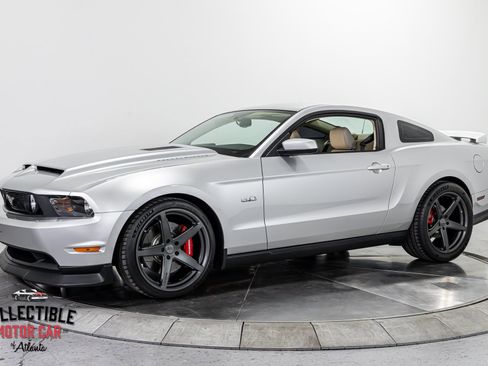 Used 2011 Ford Mustang GT Premium image 11