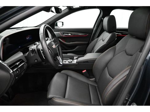 Used 2025 Cadillac CT5 Sport RWD image 10