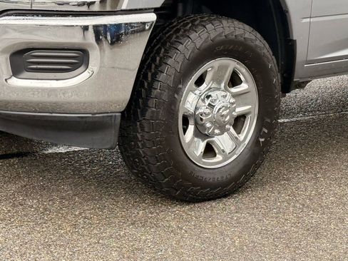 Used 2024 RAM 2500 Tradesman w/ Chrome Appearance Group image 26