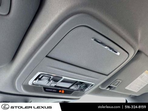 Used 2022 Lincoln Corsair AWD w/ Equipment Group 101A image 41