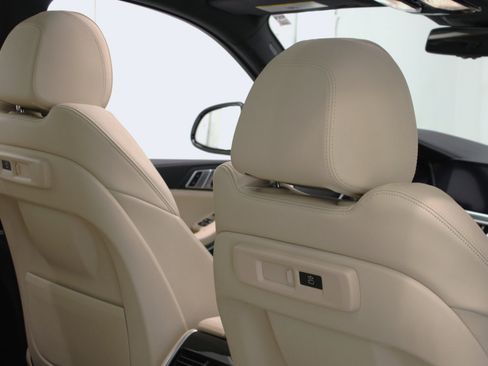 Used 2019 BMW X5 xDrive40i image 43