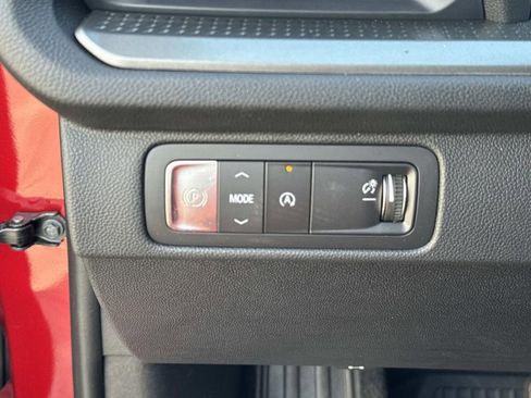 New 2026 Chevrolet Traverse LT image 23