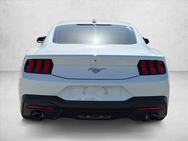 Used 2025 Ford Mustang Coupe RWD image 6