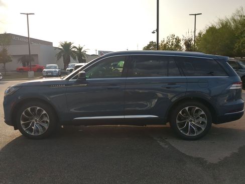 New 2026 Lincoln Aviator 2WD image 6