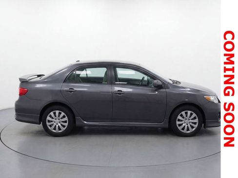 Used 2013 Toyota Corolla LE image 10