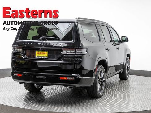 Used 2024 Jeep Grand Wagoneer Series II w/ Quick Order Packagew 28T AWD/4WD image 5