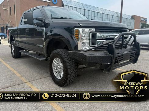Used 2019 Ford F250 XL w/ STX Appearance Package AWD/4WD image 1