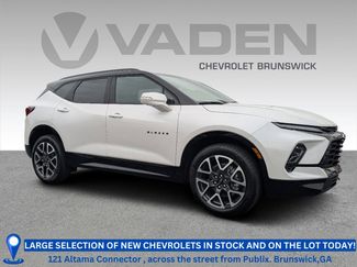 New 2025 Chevrolet Blazer RS w/ Driver Confidence II Package video 1