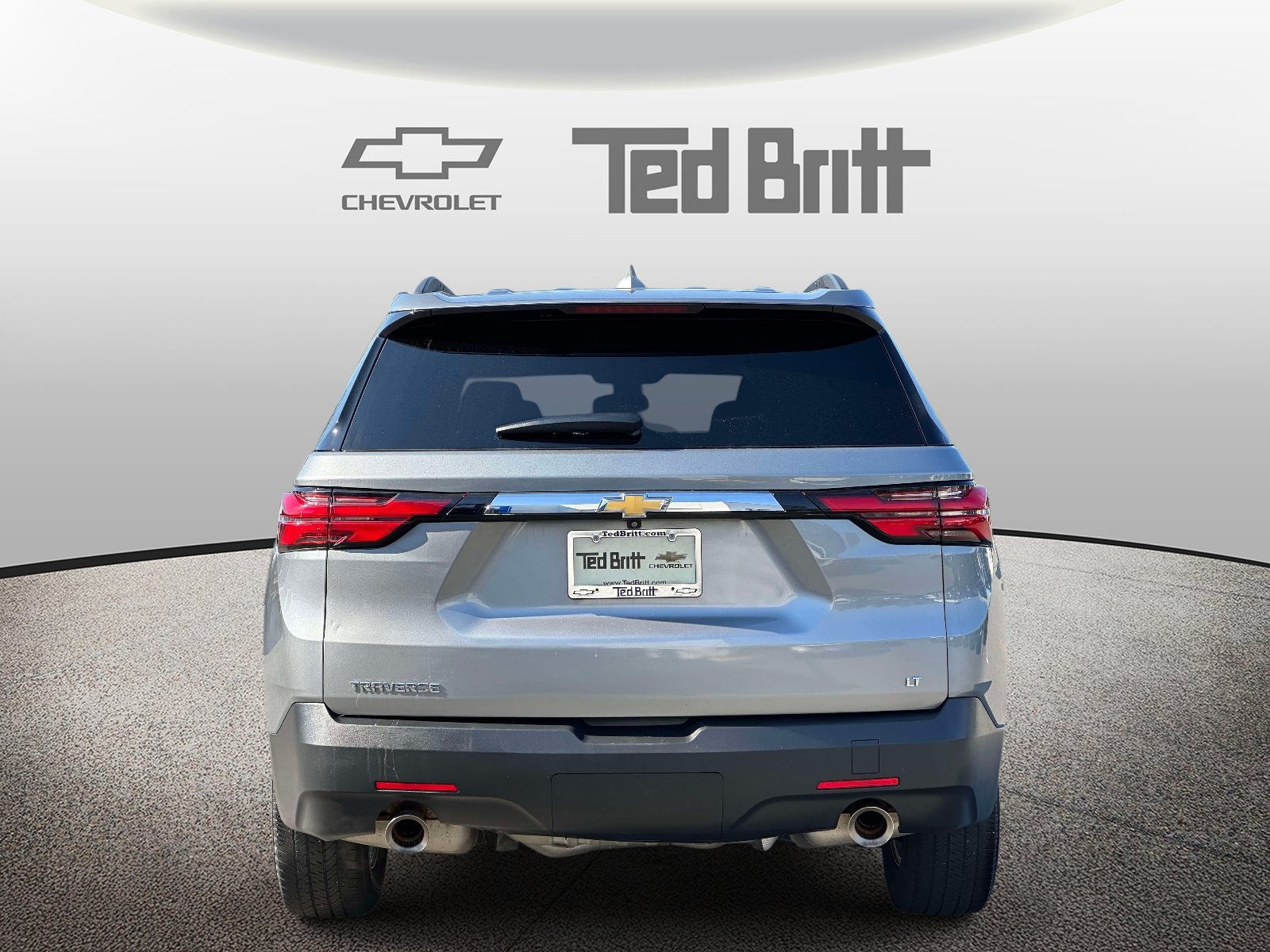 Used 2023 Chevrolet Traverse LT FWD image 5