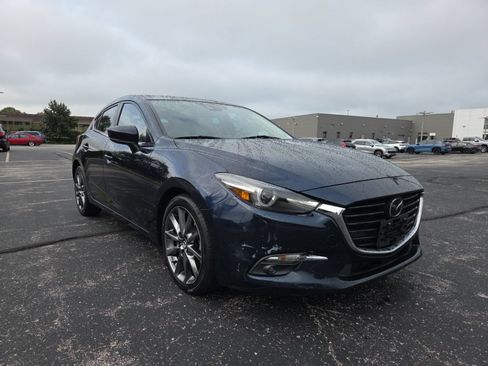 Used 2018 MAZDA MAZDA3 Grand Touring w/ Premium Equipment Package FWD image 30