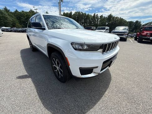 Certified 2025 Jeep Grand Cherokee L Limited AWD/4WD image 7