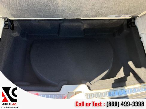 Used 2016 Volvo XC90 T6 Momentum w/ Momentum Plus Package image 16