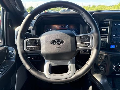 Used 2025 Ford F150 Lariat w/ Equipment Group 502A High AWD/4WD image 13