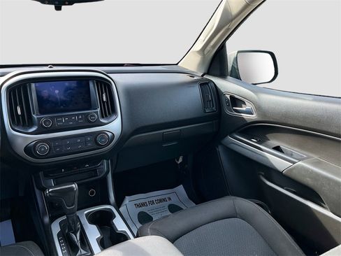Used 2016 Chevrolet Colorado LT image 22