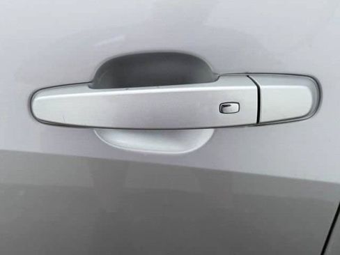 Used 2020 Chevrolet Malibu LT FWD image 18