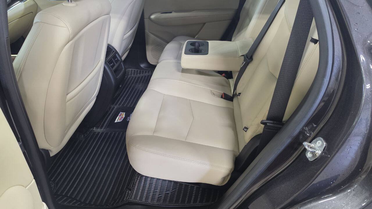 Used 2018 Cadillac XT5 AWD image 16