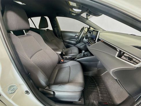 Used 2022 Toyota Corolla SE FWD image 18