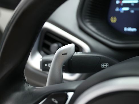 Used 2018 Aston Martin DB11 Coupe image 24