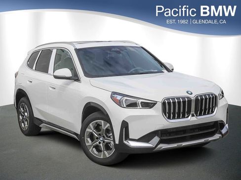 New 2026 BMW X1 xDrive28i w/ Technology Package AWD/4WD image 1