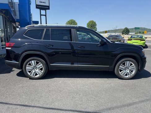 Used 2019 Volkswagen Atlas SEL AWD/4WD image 2