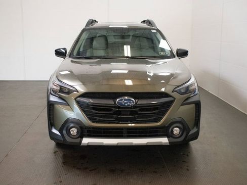 Used 2024 Subaru Outback Limited AWD/4WD image 2