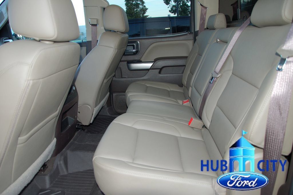 Used 2018 Chevrolet Silverado 1500 LTZ Z71 w/ LTZ Plus Package AWD/4WD image 12