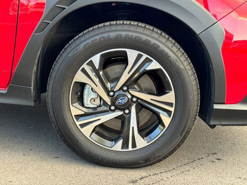 Used 2024 Subaru Crosstrek 2.0i Premium image 4