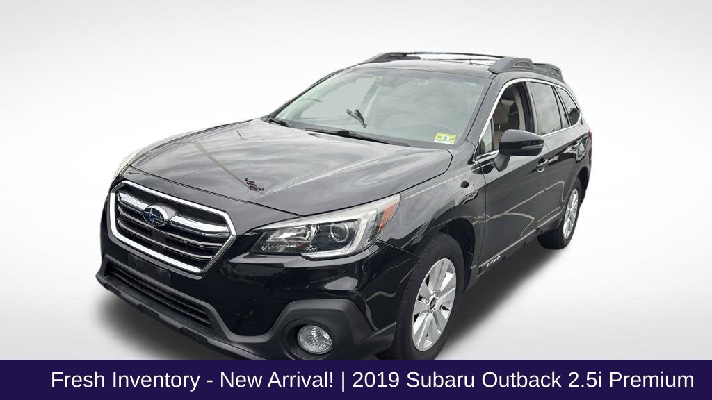 Used 2019 Subaru Outback 2.5i Premium AWD/4WD image 1