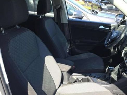 Used 2019 Volkswagen Tiguan S w/ Driver Assistance Package AWD/4WD image 29