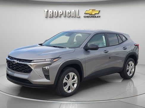 New 2026 Chevrolet Trax LS FWD image 1