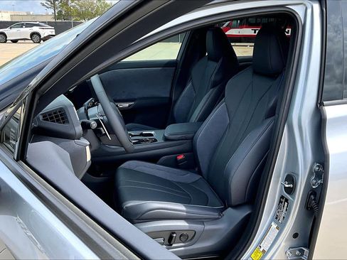 New 2026 Lexus RZ 450e AWD image 9