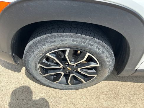 Used 2023 Chevrolet TrailBlazer ACTIV AWD/4WD image 5