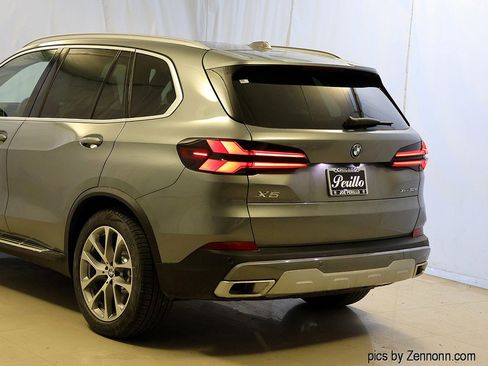 New 2026 BMW X5 xDrive50e w/ Executive Package image 8