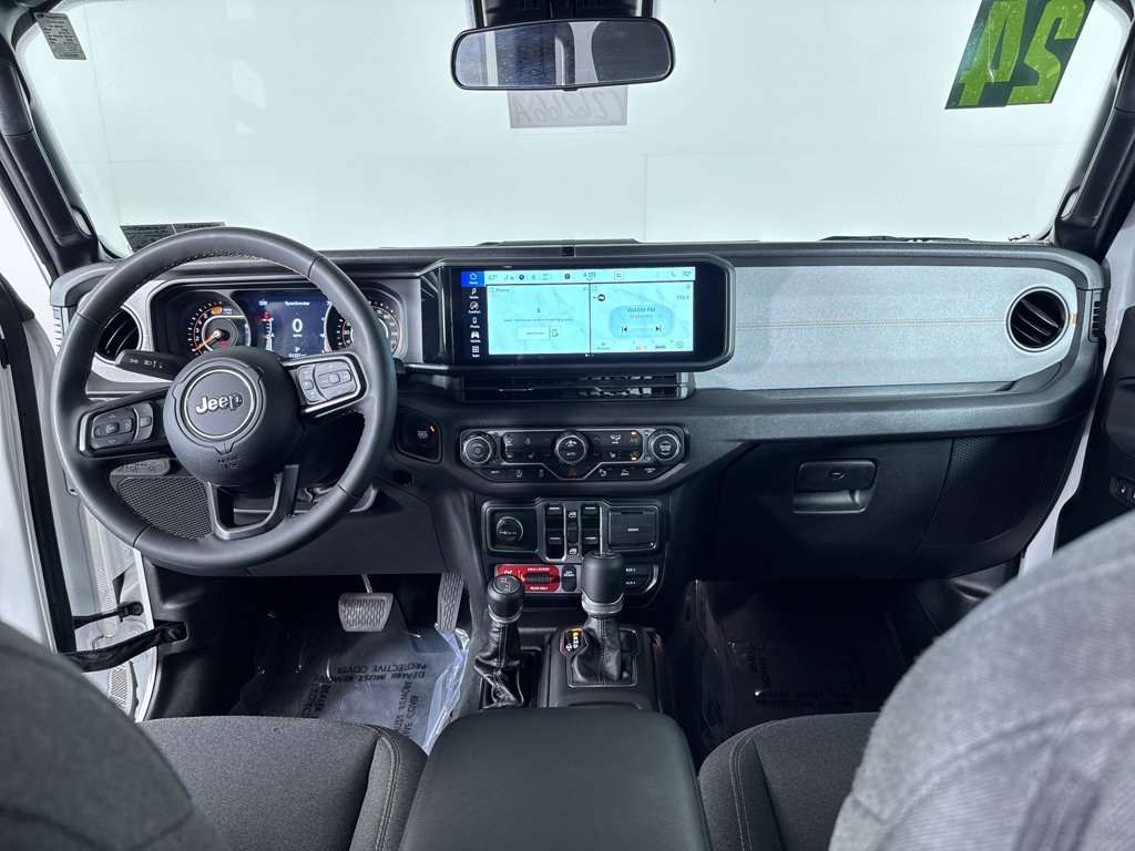 Used 2024 Jeep Wrangler Unlimited Sport AWD/4WD image 3