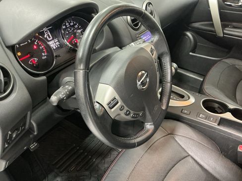Used 2013 Nissan Rogue SL AWD/4WD image 10