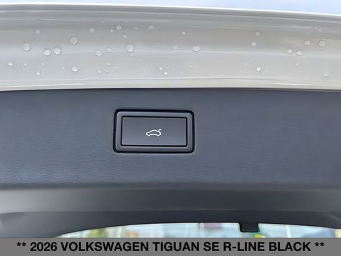 New 2026 Volkswagen Tiguan SE R-Line AWD/4WD image 16