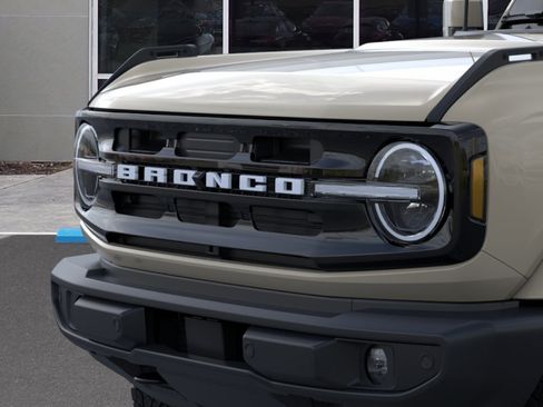 New 2026 Ford Bronco Outer Banks AWD/4WD image 19
