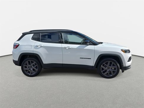 New 2026 Jeep Compass Limited image 4