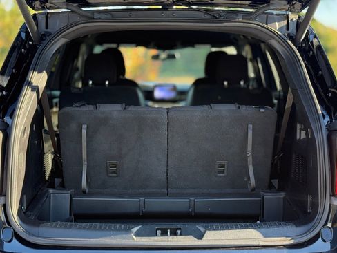 Used 2020 Ford Explorer XLT image 50