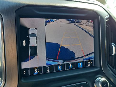 Used 2022 GMC Sierra 2500 Denali w/ Denali Ultimate Package image 25