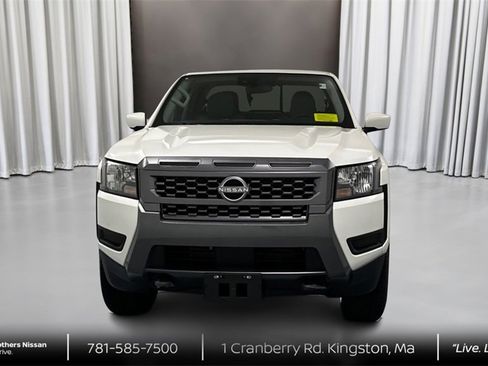 New 2025 Nissan Frontier SV image 2