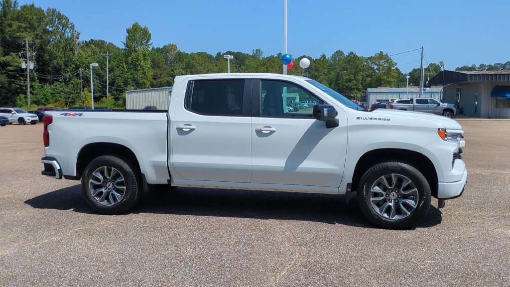New 2026 Chevrolet Silverado 1500 RST w/ RST All Star Premium Package AWD/4WD image 4