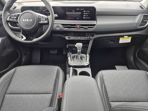 New 2026 Kia Seltos EX image 12