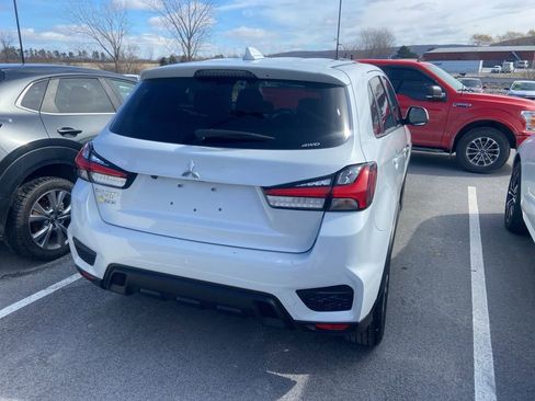 Used 2024 Mitsubishi Outlander Sport SE image 4